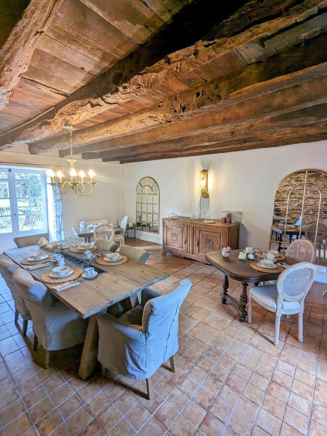 Sous Le Chateau Jumilhac-le-Grand Exterior photo