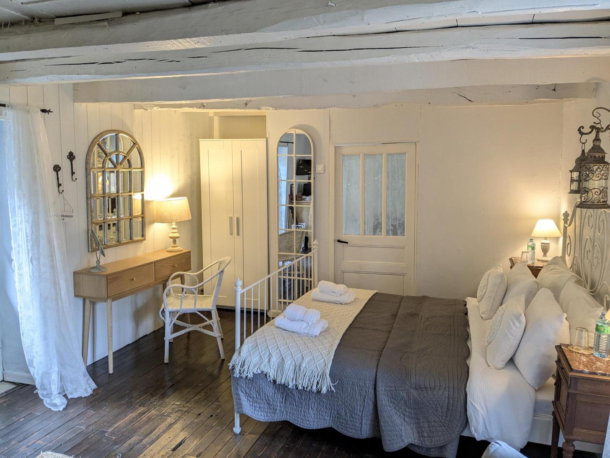 Sous Le Chateau Jumilhac-le-Grand Exterior photo